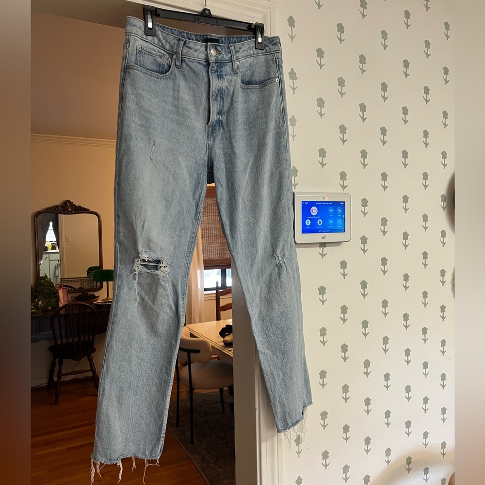 Free Assembly jeans - Picture 5 of 7